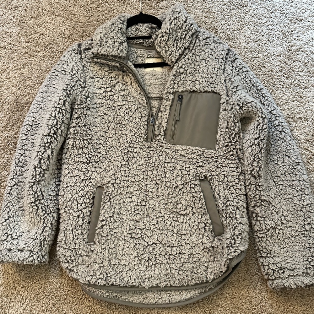 ABERCROMBIE AND FITCH SHERPA HALF ZIP